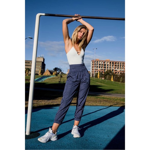 NWT Free People Movement The Way Home Jogger in Navy Size Large - Picture 2 of 8